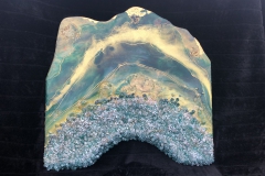 geode epoxy green gold 70 x 60 cm  €350,00